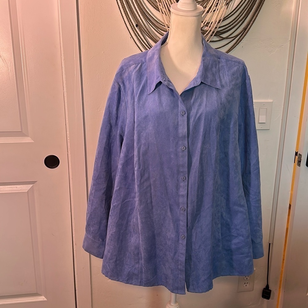 Catherines Oversized 3x Blue Chamois Button Down Euc